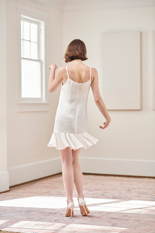 Jane Summers Ross Gatsby Inspired Off White Rehearsal & Wedding Reception Dress 8 / Off White , female , adult Jane Summers Ross Gatsby Inspired Off White Rehearsal & Wedding Reception Dress 8 / Off White , female , adult